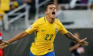Destaque em goleada do Brasil, Philippe Coutinho se diz feliz por ajudar o time