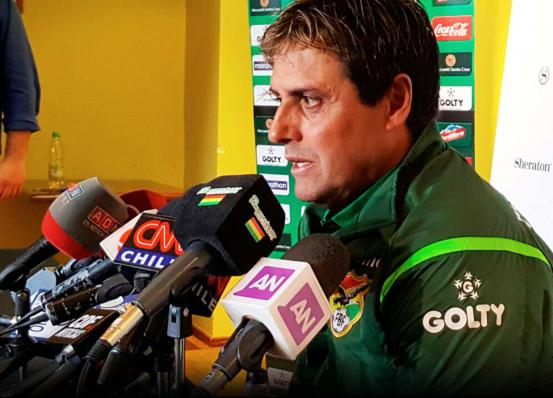Angel Hoyos está preocupado como o ânimo da Bolívia após a goleada 
