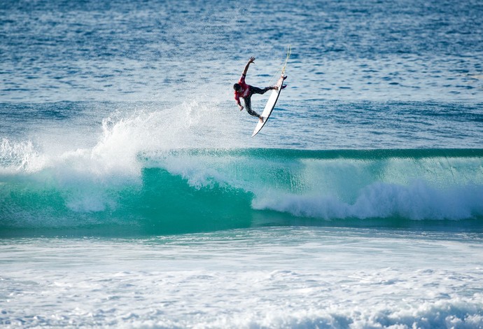 SURF: Medina vai à semi, mas vê Florence dar o troco em Filipinho e manter liderança