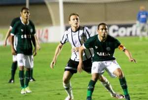 Série B: Novo capitão do Goiás, Adriano se prepara para clássico com Vila Nova