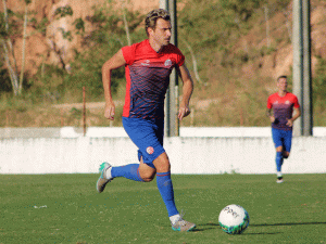 Série B: Júlio César assusta, mas Náutico deve ter o time completo