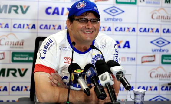 Guto Ferreira está animado com a maturidade do Bahia que vai ter sete jogos para buscar o acesso. Foto: Felipe Oliveira