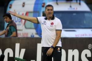Série B: Jorginho aprova vaia dos torcedores do Vasco: 'Não vou fugir da responsabilidade'