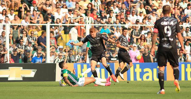 Palmeiras contou com ajuda do 