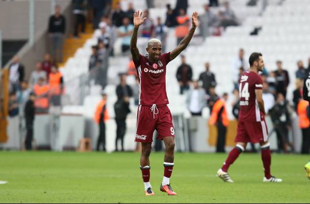 Anderson Talisca pede atenção do Besiktas fora de casa