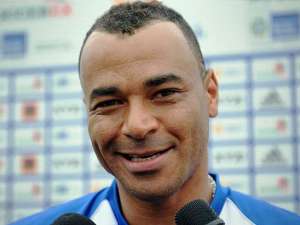 Cafu vê seleção brasileira mais respeitada com a chegada de Tite