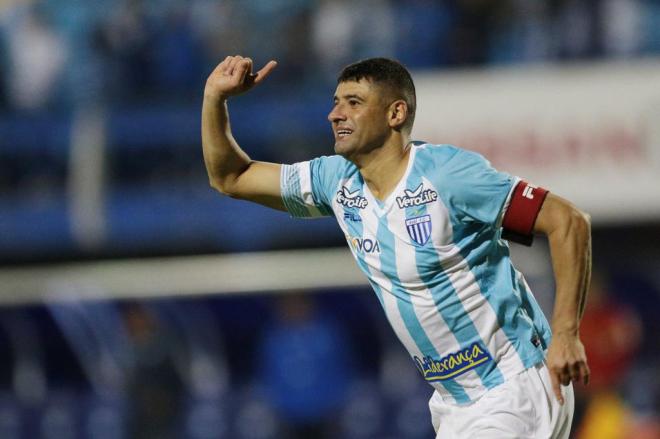 Vila Nova 1 x 2 Avaí – Leão vira nos acréscimos e se garante no G4