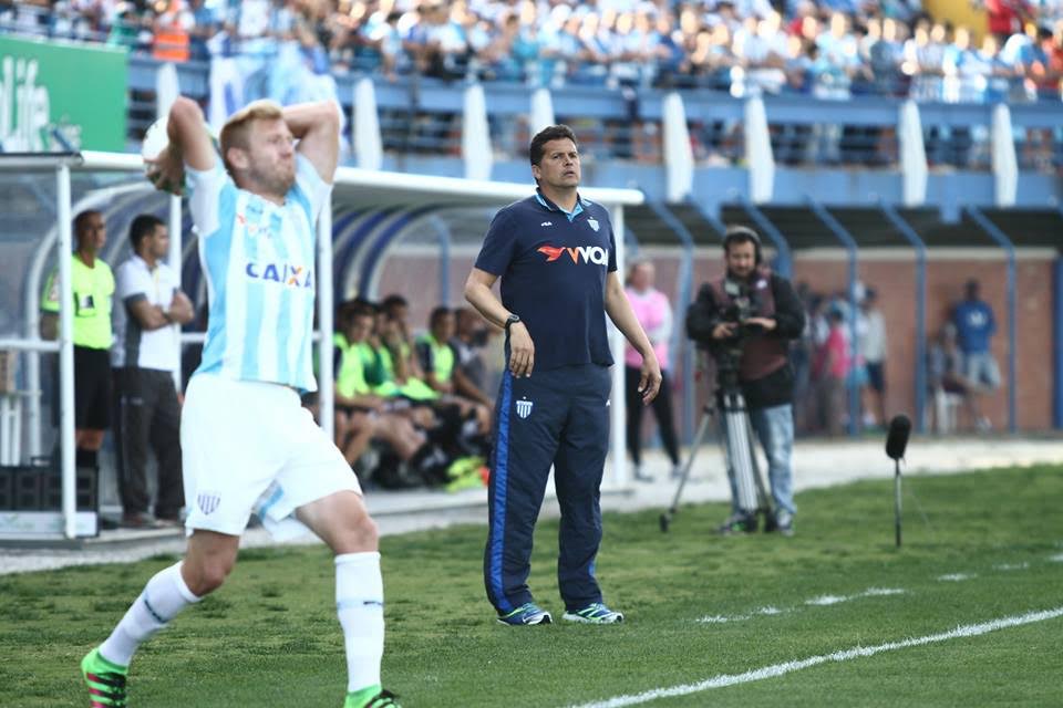 Série B: Números do returno colocam o Avaí a frente do Palmeiras