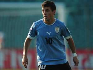 Eliminatórias: Uruguai chama De Arrascaeta e Martin Silva
