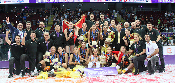 Vôlei: Com Thaísa, turco Eczacibasi é bicampeão mundial de vôlei; Rexona fica em 5º