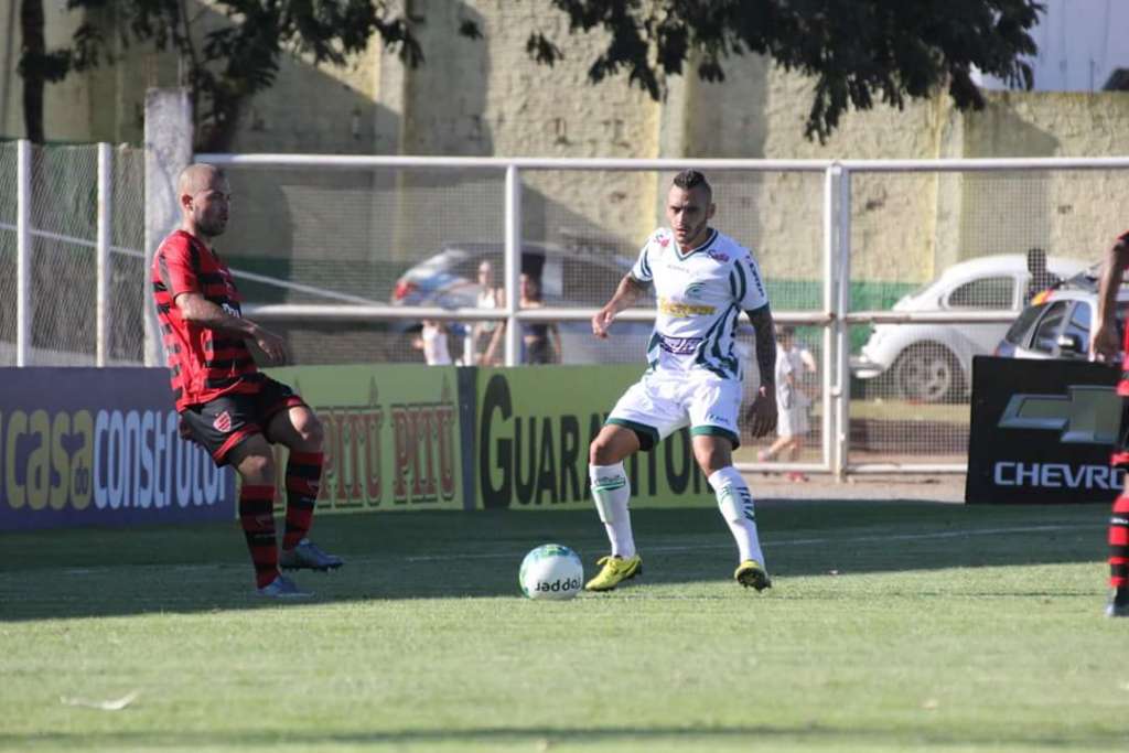 Em Lucas do Rio Verde, no primeiro turno, o Oeste ganhou do Luverdense por 1 a 0