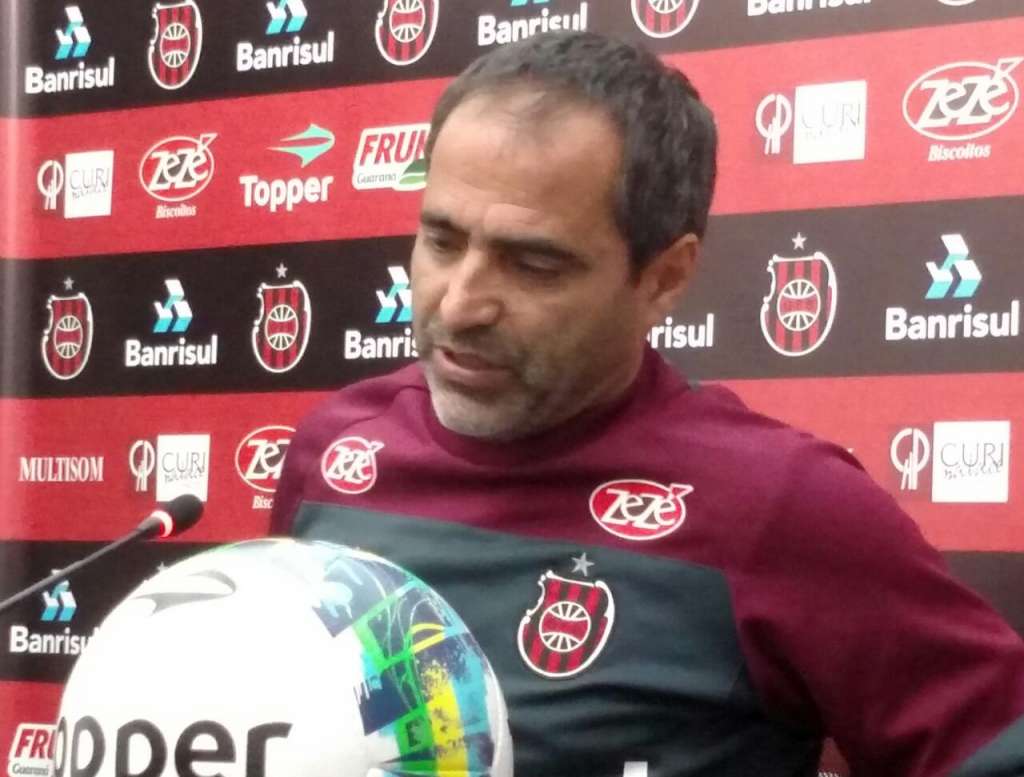  Rogério Zimmermann prevê parada dura contra Joinville