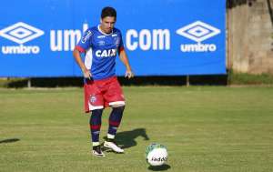 Série B: Feliz no Bahia novamente, Rômulo segue focado em conquistar espaço no time