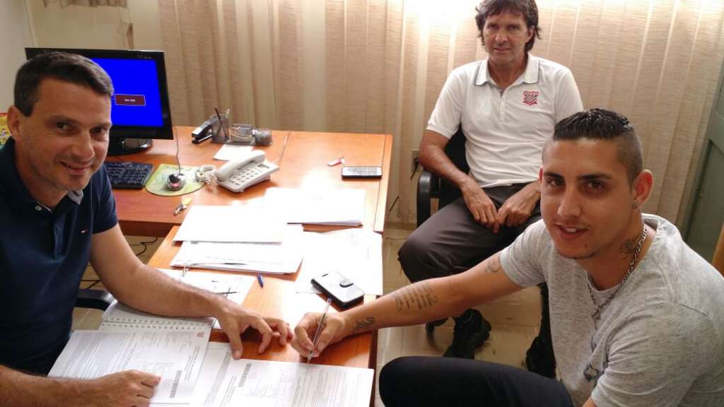 Campeão estadual pelo Santos, Rafael Caldeira é o novo reforço do Paulista para Série A3 de 2017