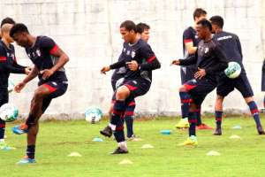 Série B: Joinville trabalha com trocas no meio campo diante do Brasil