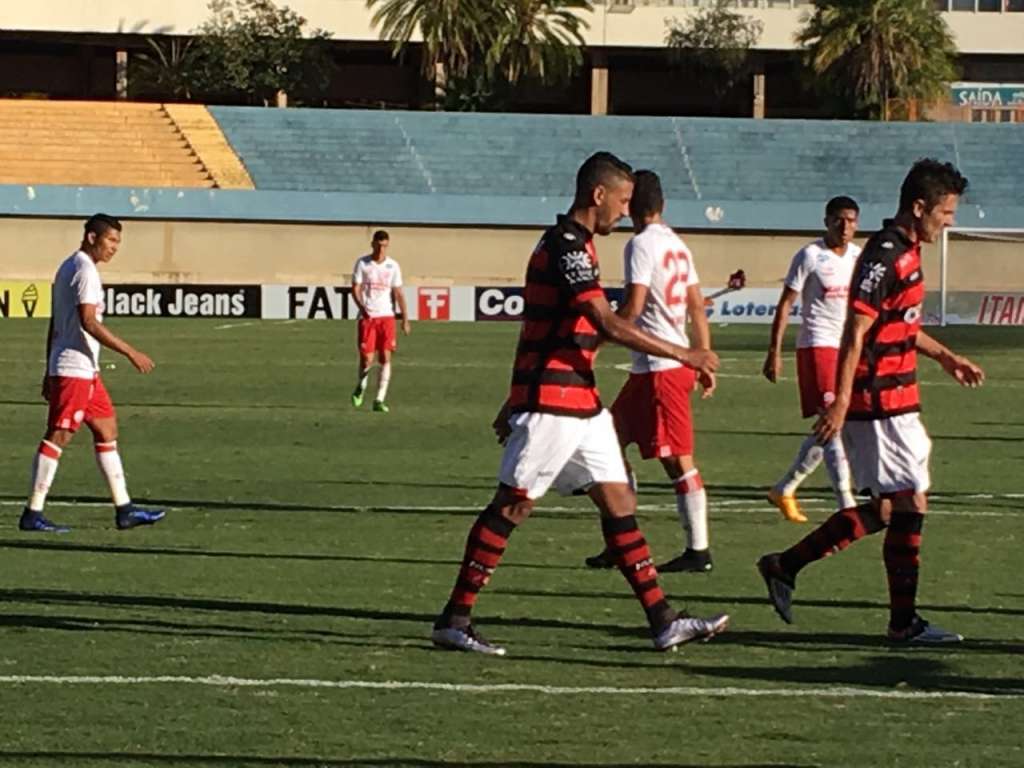 No primeiro turno, o Atlético-GO bateu o Náutico por 3 a 0. (Foto: Divulgação)