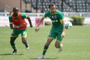 Série B: Destaque nos desarmes do Vasco, William Oliveira fala em aprimorar passe