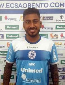 Paulistão: São Bento anuncia pacote ex-Corinthians, com lateral-esquerdo e volante