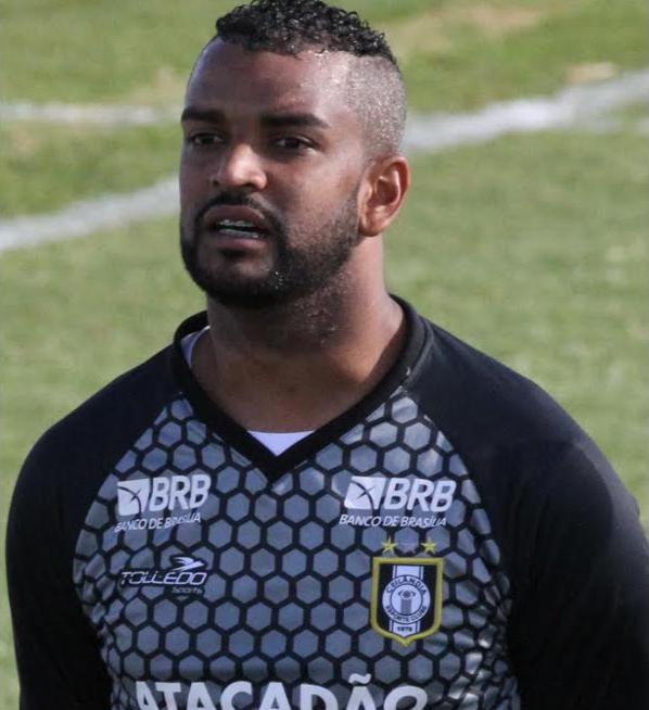 Goleiro Arthur no Ceilandia