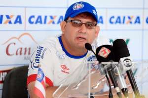 Série B: Guto Ferreira pede para Bahia esquecer campanha ruim como visitante