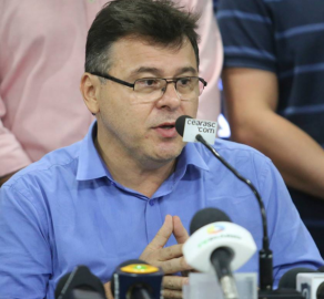 Robinson de Castro bancou Sérgio Soares e Ceará pagou preço caro: não subiu para a Série A