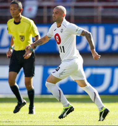 Brasileiro Leandro foi artilheiro japonês com 19 gols