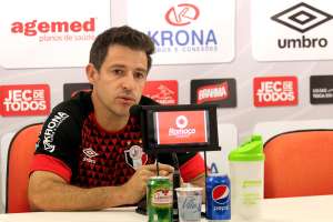 Série B: Ramon faz projeção para Joinville sair da zona de rebaixamento