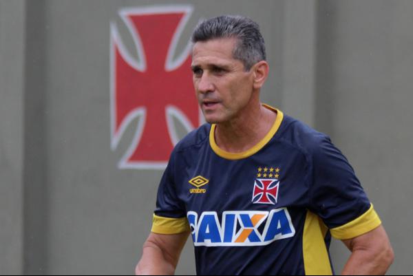 Jorginho analisou a oscilação do Vasco na Série B do Campeonato Brasileiro 