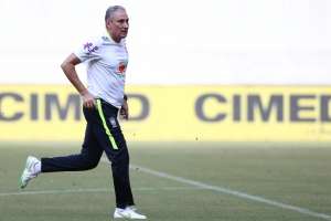 Eliminatórias: Sem Neymar e mais seis, Brasil treina em Belo Horizonte