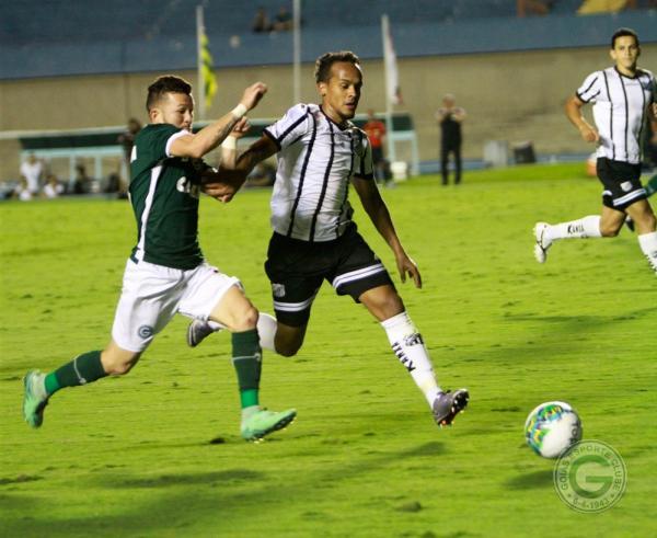 Bragantino faz jogo da vida contra Joinville