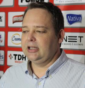 Veronez entregou a presidência após pressão