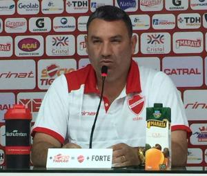 Guilherme Alves vai dirigir o Linense no Paulistão