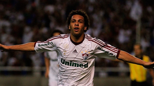 São Paulo anuncia contratação de ex-atacante do Fluminense