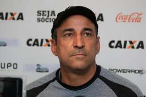 Série B: Ex-Ponte Preta pode ser o novo técnico do Vila Nova para 2017