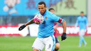 Especulado em São Paulo e Ponte, Luis Fabiano também interessa ao Vasco