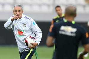 Eliminatórias: Tite prega respeito ao Peru e evita projetar classificação à Copa