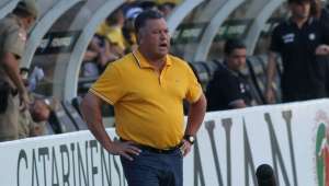 Série B: Roberto Cavalo renova com Criciúma para 2017 e vai fazer estágio em Portugal