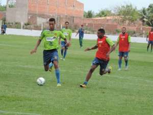 Série B: Saldanha observa jovens da base e testa nova formação no Sampaio Corrêa