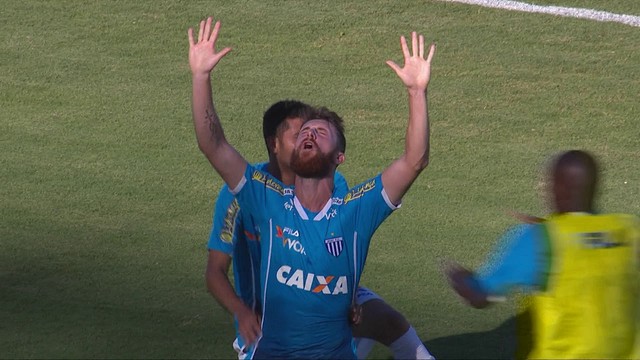 Diego Jardel deixou o seu contra o Londrina