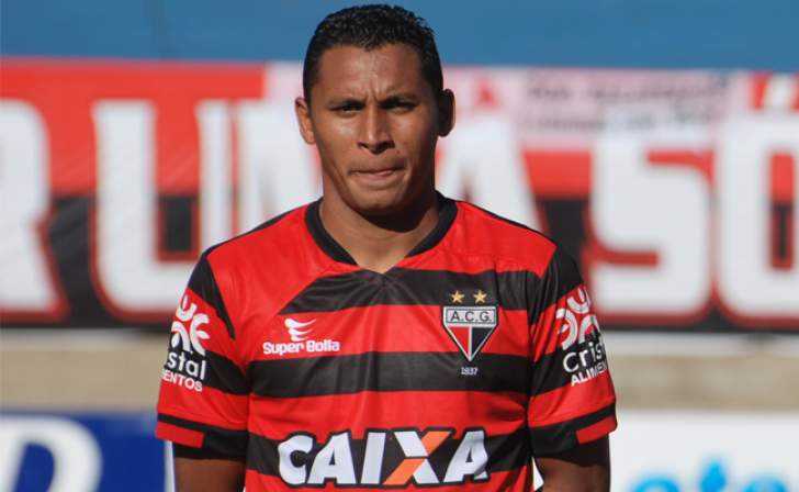 De olho em 2017, Vasco suspende negociação com volante campeão da Série B 2 0002050210420 img