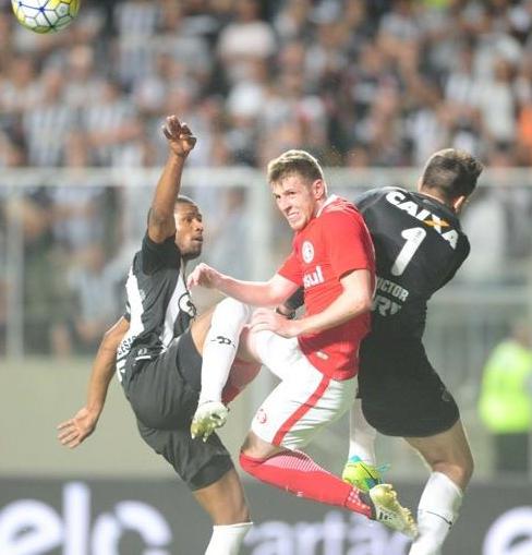 Depois de eliminar o Inter, o Galo pega o Grêmio na decisão