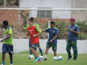 Série B: Sampaio Corrêa perde Thiago Santos e Lorenzi para 'despedida'