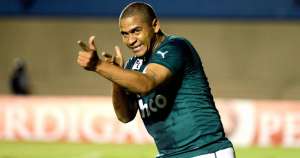 Série B: Ídolo da torcida, Walter renova com o Goiás para 2017