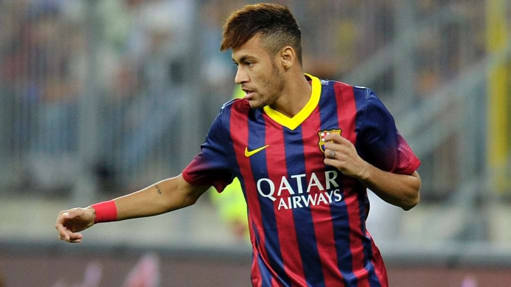 Neymar sugere perseguição por 'inveja' e por 'levantar nome de Jesus'