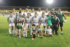 Série B: Luverdense garante base para 2017 e negocia mais renovações