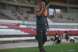 Após duas temporadas e campanha histórica, técnico Mazola Júnior deixa o CRB