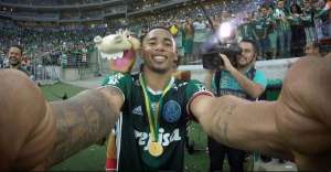 Palmeiras faz uma festa merecida depois de 22 anos