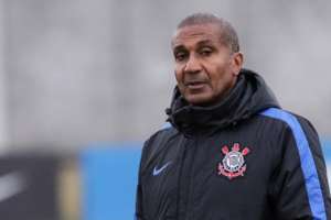 Vasco acerta retorno de técnico Cristóvão Borges