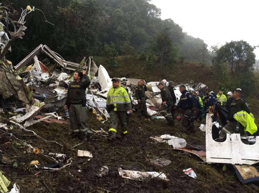 Avião da Chapecoense caiu próximo a Medellín.