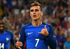 Griezmann se une a Ronaldo e Messi como finalista do prêmio da Fifa